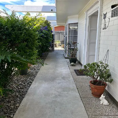 Carly'S Place-3